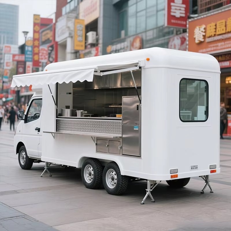 Sıcak Sosisli Sandviç (Hot Dog - Commercial Kitchen Trailer incelemesi ve fiyatı